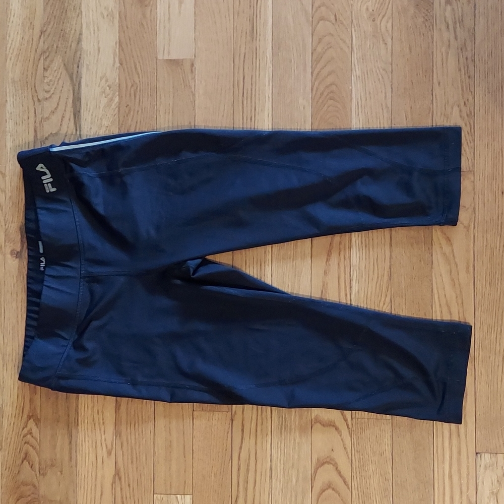 Fila | Black capri running leggings